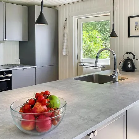 3 Bedroom Lovely Home In Gorlev